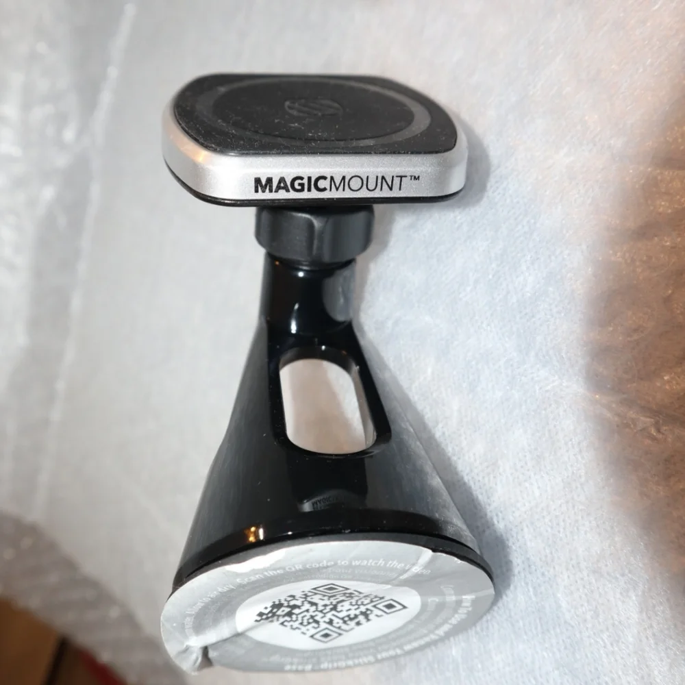 New Scosche Magic Mount Phone‎ Car Mount for Window, Dash or Any Flat Surface